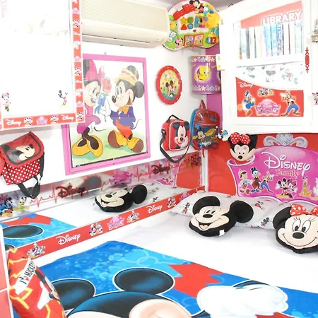 ゲストハウス Family Airport *